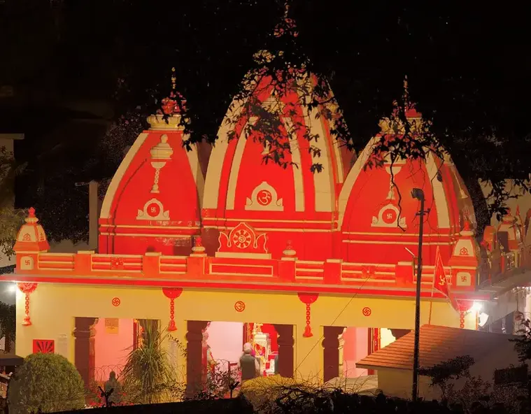 Original evening photograph of Kainchi Dham temple
